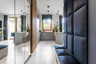 Modern apartment with spacious backyard by Matt - Varsavia - 6
