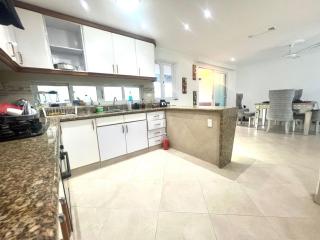 Private House - 4 Pisos - 100 Mts de la playa - 1