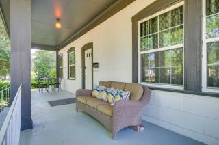 Updated Greenwood Cottage Apt Less Than 1 Mi to Dtwn! - Greenwood - 9