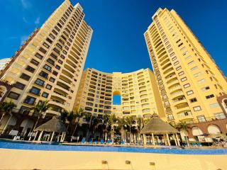 Gavias Grand Cerritos - 2