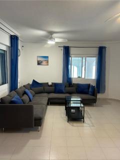 3 bed villa, large private pool 10 mins walk from beach and amenities - Los Alcázares - 3