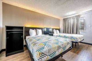 Motel 6 Fort Worth, TX East - Fort Worth - 1