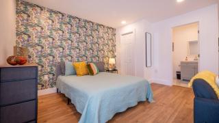 1Bed 1Bath Haven , Prime Location with Parking - San Antonio - 4