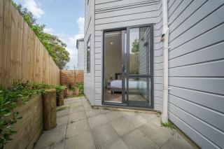 West Harbour Modern 4-Bedroom Retreat - Auckland - 4