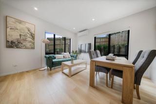 West Harbour Modern 4-Bedroom Retreat - Auckland - 9