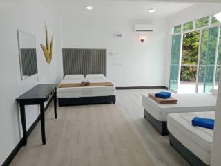 Perhentian Bay Chalet - Perhentian Islands - 2