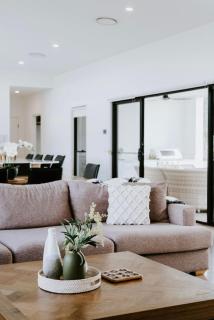 Mudgee Haven - Stunning Terra Modern Design - 1