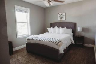 5 Bed 3 Bath Super House - 5