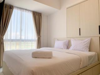 Comfort Strategic 2BR Apartment at Tokyo Riverside PIK 2 By Travelio - Rawalembang - 2