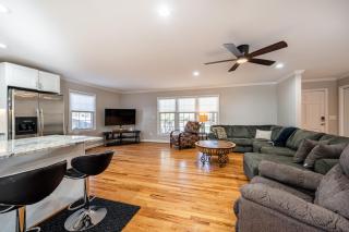 Elegant Gem*Spacious 5BR*King beds*near Duke - Durham - 4
