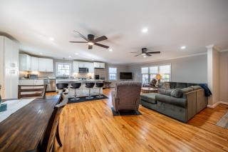 Elegant Gem*Spacious 5BR*King beds*near Duke - Durham - 2