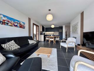 Appartement lumineux 2 chambres avec terrasse et garage privé à Briançon - FR-1-330C-144 - Briançon - 0