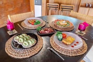 Villa Madah - Secluded & Romantic Retreat 1BR Near Umalas with Private Pool & View - Kerobokan - 7