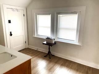 Bright Studio Stay - Downtown - 5