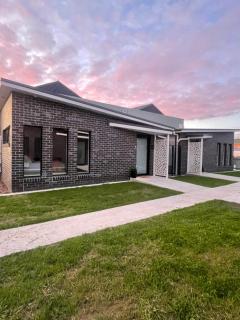 Four Square Short Stay Accommodation Railton - Railton - 5