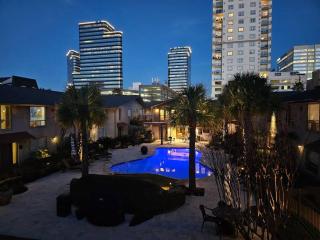Walking Distance Galleria Condo 2BR 2BA Pool - Houston - 7
