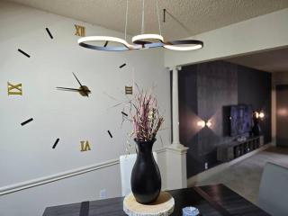 Walking Distance Galleria Condo 2BR 2BA Pool - Houston - 3