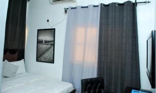 PALAIS ROYALE HOTEL & SUITEs - Ijebu Ode - 5