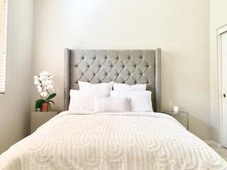 4bedroom, Pool Single Story Luxury Las Vegas Home - Las Vegas - 1
