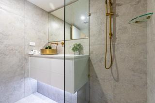 BeachAngel - Gold Coast - 1