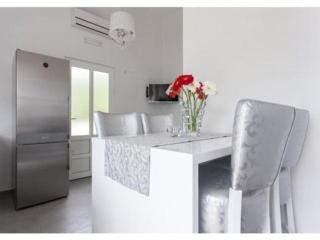 Apartments Villa Dinga - Borak - Two Bedroom Apartment with Balcony and Sea View Silver - 9