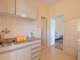Apartments Saulan - One Bedroom Apartment with Balcony and Garden View Molunat - Molunat - 9