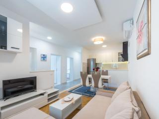 Apartments Lucija - Two Bedroom Apartment with Balcony and Sea View - 5