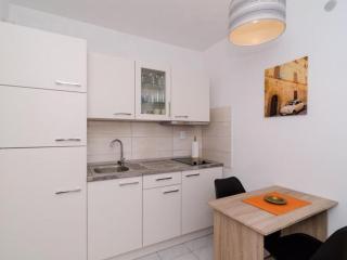 Apartments Ammos - One Bedroom Apartment with Shared Terrace and Sea View Mali - Saplunara - 6