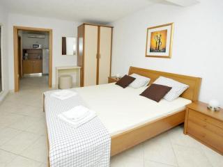 Apartments Villa Moonlight - One Bedroom Apartment with Sea View Balcony and Terrace Sandra - Trogir - 2