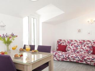 Apartments Villa Angela - One Bedroom Apartment with Terrace and Sea View Erika - Baška Voda - 9