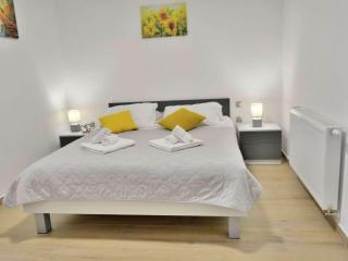 Fancy Apartments Dream - Deluxe One Bedroom Apartment with Balcony and Sea View 4 - Brna - 7