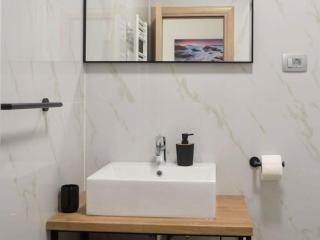 Fancy Apartments Dream - Deluxe One Bedroom Apartment with Balcony and Sea View 4 - Brna - 2