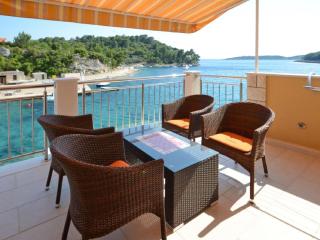 Apartments Kor ula - Two Bedroom Apartment with Terrace and Sea View Coral - Prizba - 0