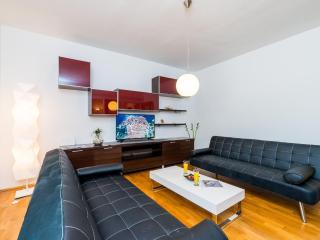 Apartment Valonija - Two Bedroom Apartment with Terrace and Garden View - 9