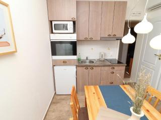 Apartments Trstenica-Two Bedroom Apartment with Balcony E - 9