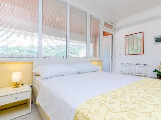 Guest House Avdic - Studio Apartment with Balcony and Sea View - 2
