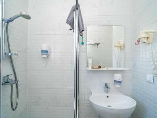 Apartments Villa Lukas - ''No 11'' Gallery Studio Apartment with Balcony and Sea View - Cavtat - 3