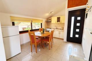 Apartment Josipa Vela Luka- Studio Apartment with Balcony and Sea View - 0