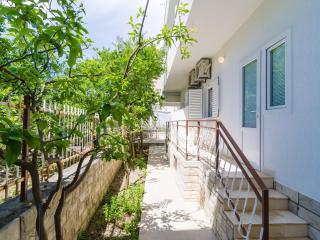 Apartments & Rooms Bari i - Superior Studio Apartment with Balcony and Garden View G2-7 - Mlini - 3