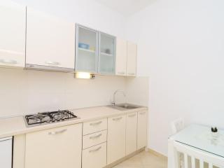 Apartments & Rooms Bari i - Superior Studio Apartment with Balcony and Garden View G2-7 - 8