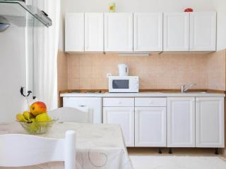 Studio apartment with sea view - Molunat - 0