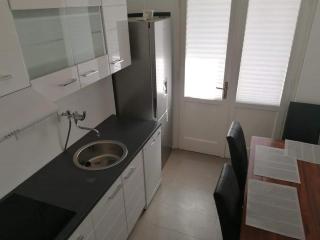 Apartment Ema - One Bedroom Apartment with Balcony - 8