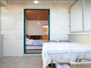 Apartment Vujina with terrace - 3