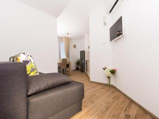 Villa LA-Comfort One Bedroom Apartment with Sea View Terrace 3 - Drvenik Veli - 3