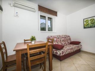 Villa Dvori Vi kovi-Seven Bedroom Villa with Swimming Pool - Podstrana - 6