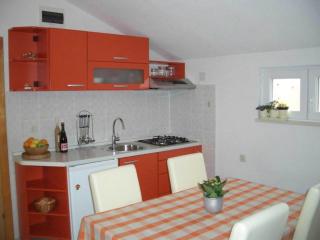 Apartment in Bol with balcony - 7