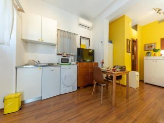 Apartments Studio Dubrovnik Beach Area-Studio Apartment - 6