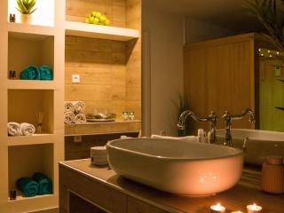 Villa Roza- Two-Bedroom Apartment - 2