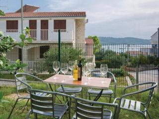 Apartments iovo - Basic Two Bedroom Apartment A3 - Trogir - 9