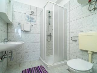Apartments Nikolina LU - Two-Bedroom Apartment with Balcony - Lumbarda - 4